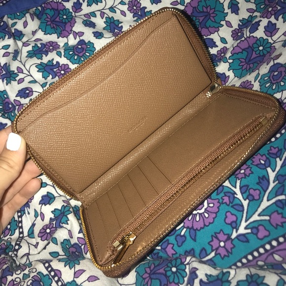 Brown Coach Wallet - Picture 5 of 5